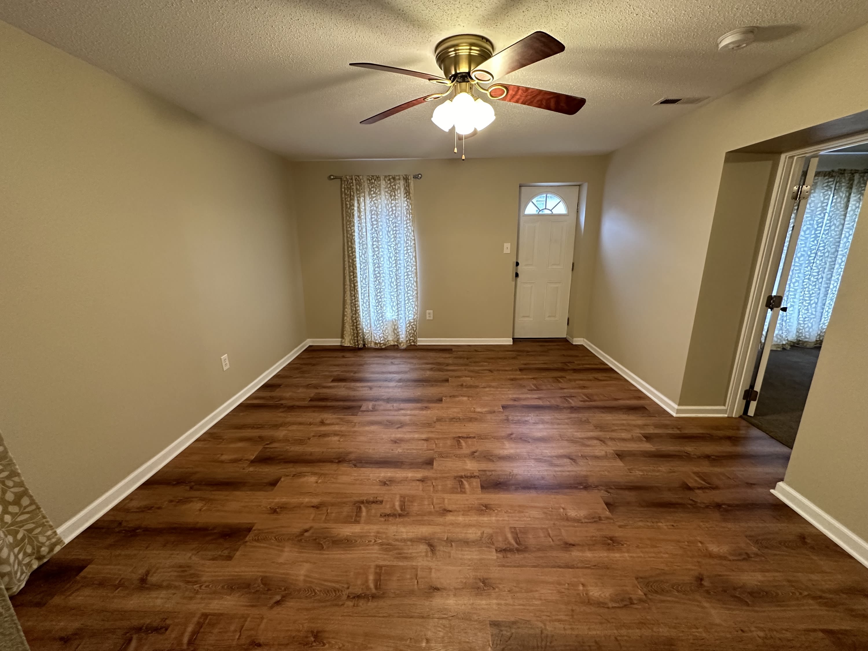 91 North Pike St – photo 2