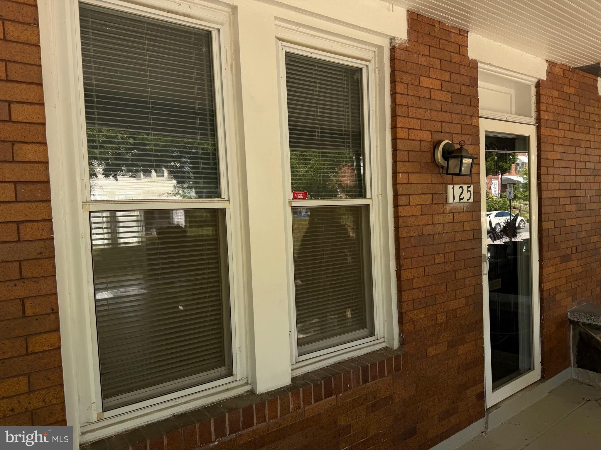 125 N MONASTERY Avenue – photo 2