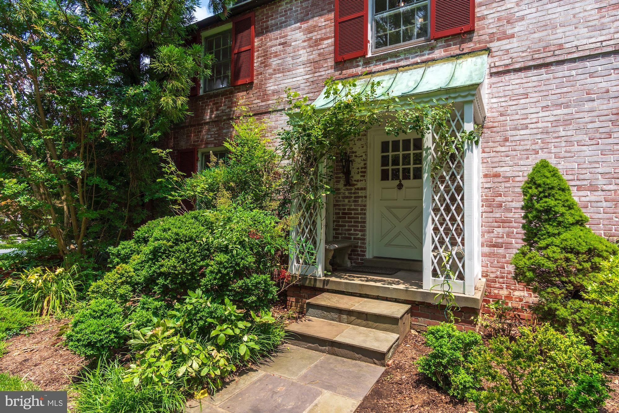 5013 BROOKDALE Road – photo 3