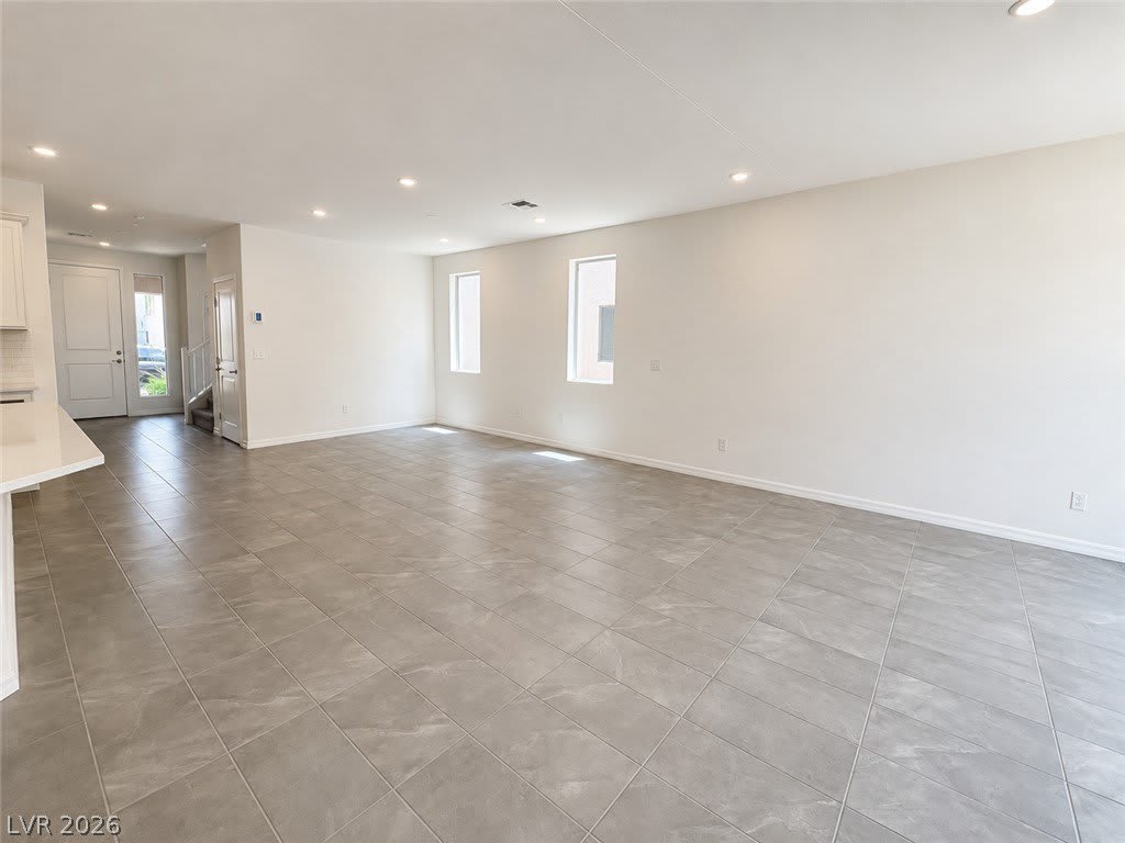 7443 Legacy Point Street – photo 4