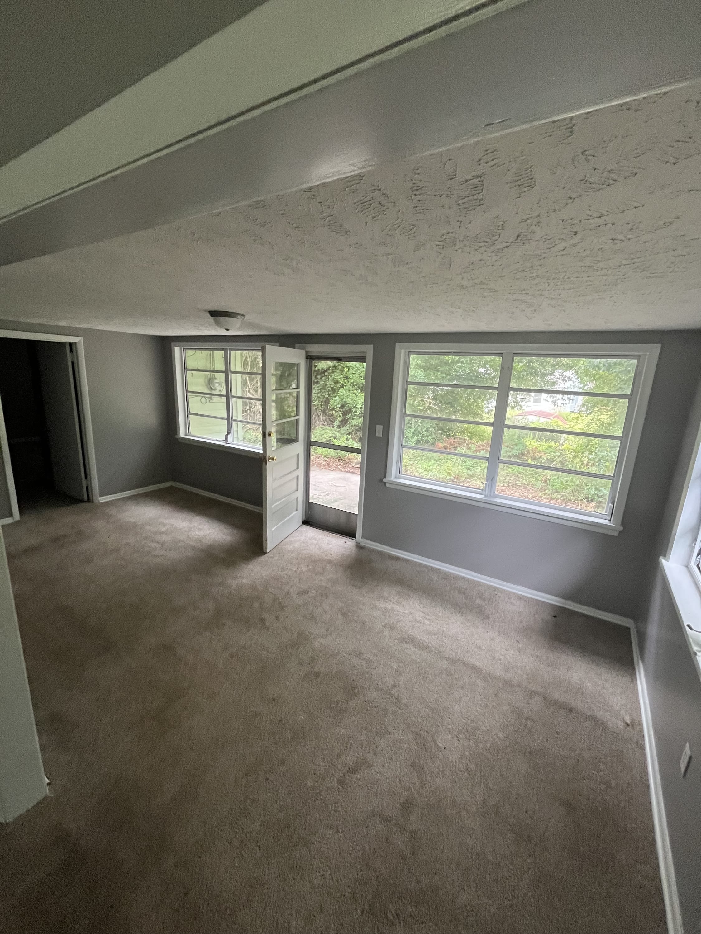 1230 GEORGE ST NE – photo 5