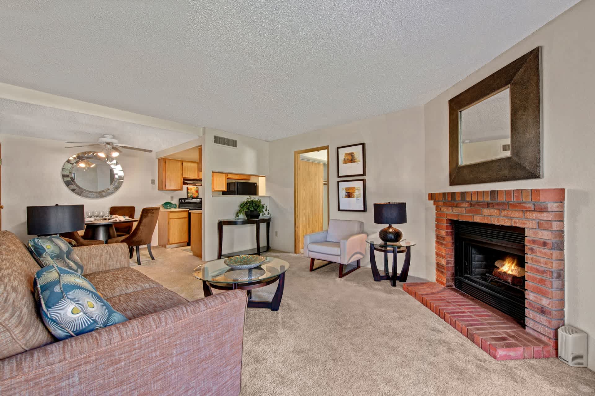 Grand View Apartment Homes – photo 3