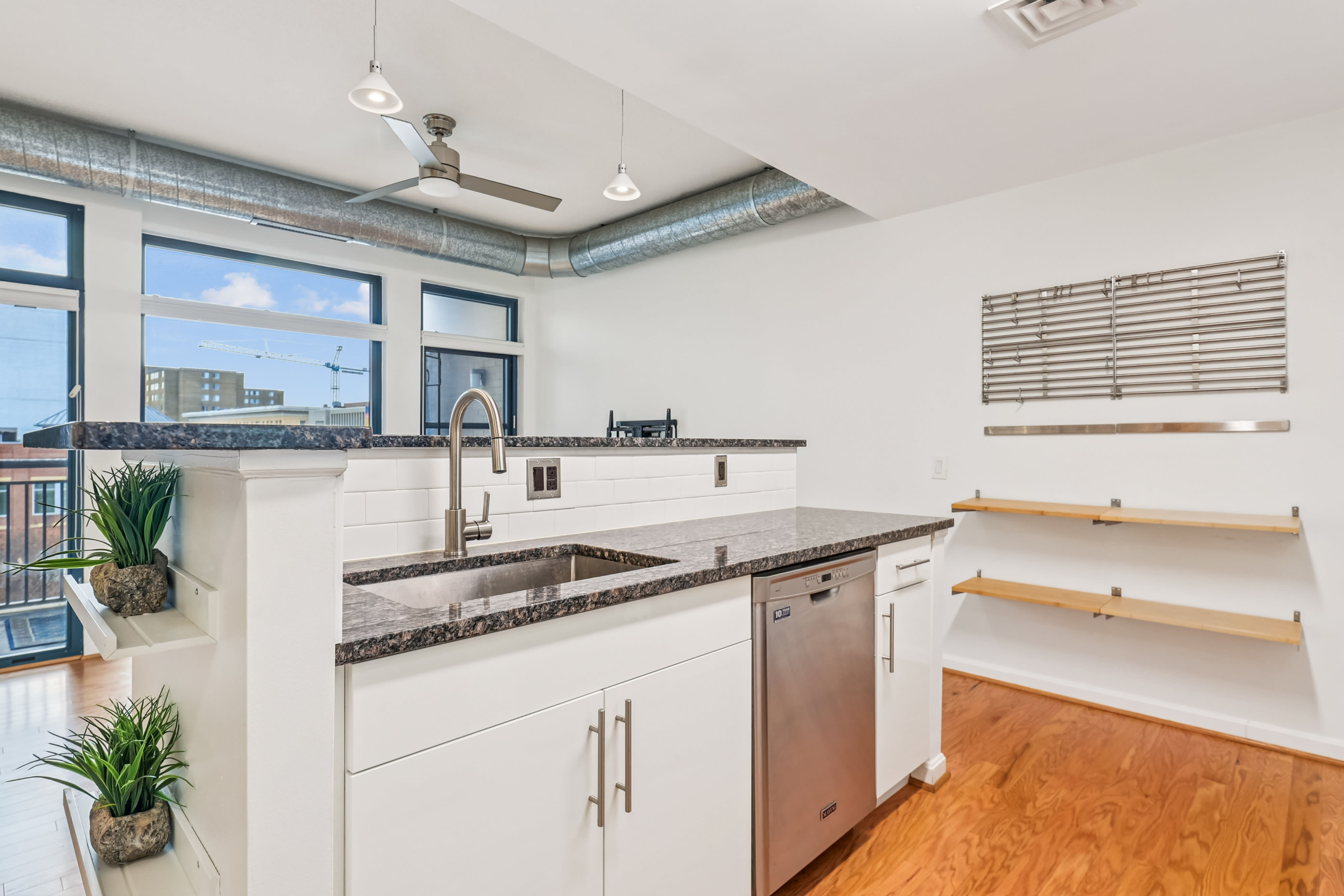 1390 Kenyon St NW Apt 416 – photo 3