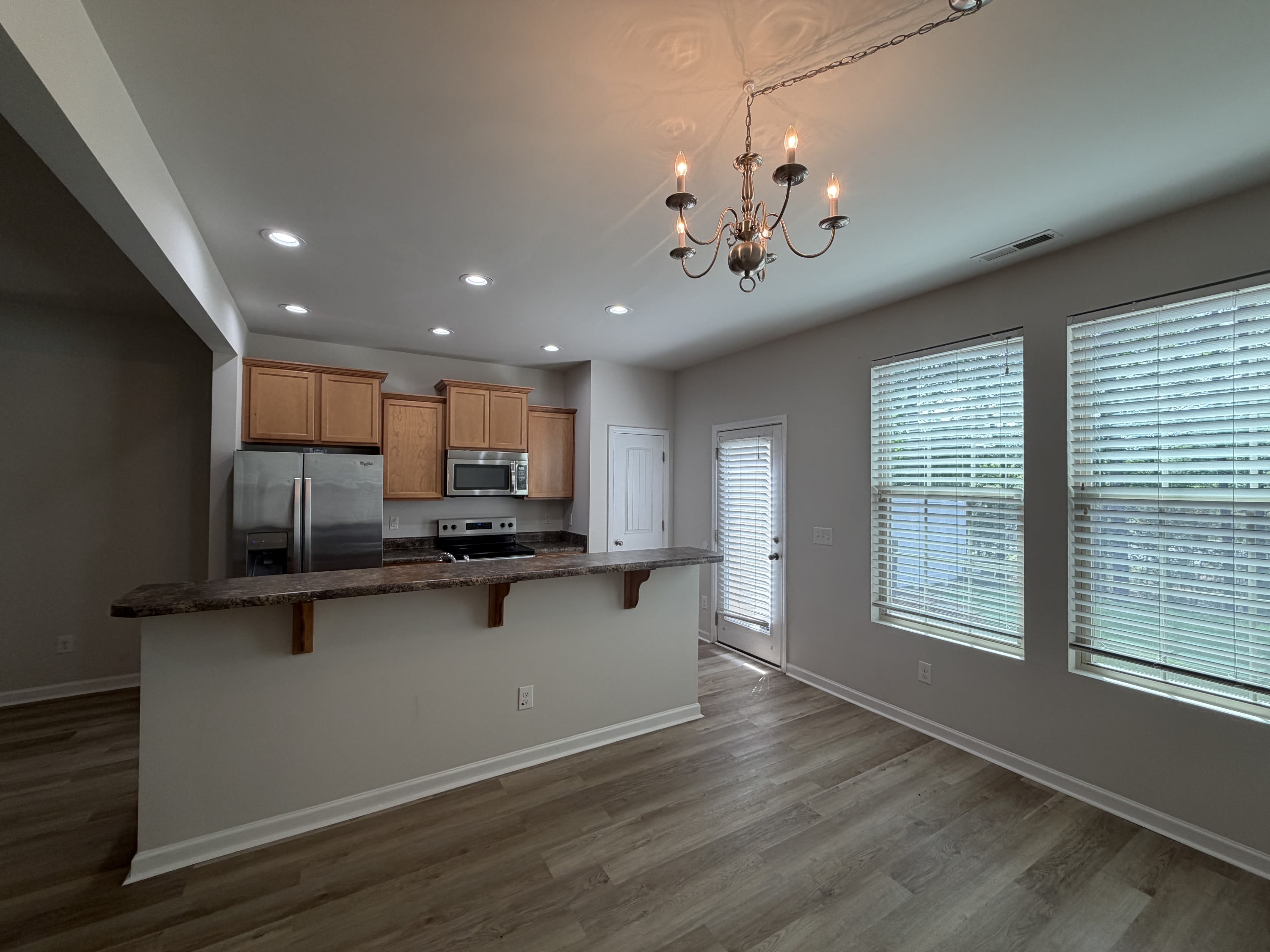 1037 Grand Ridge – photo 4