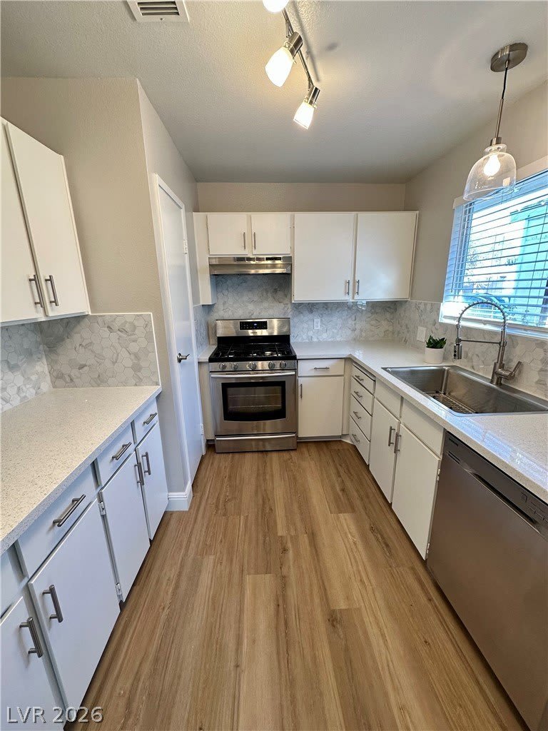 4100 Woodgreen Drive – photo 2