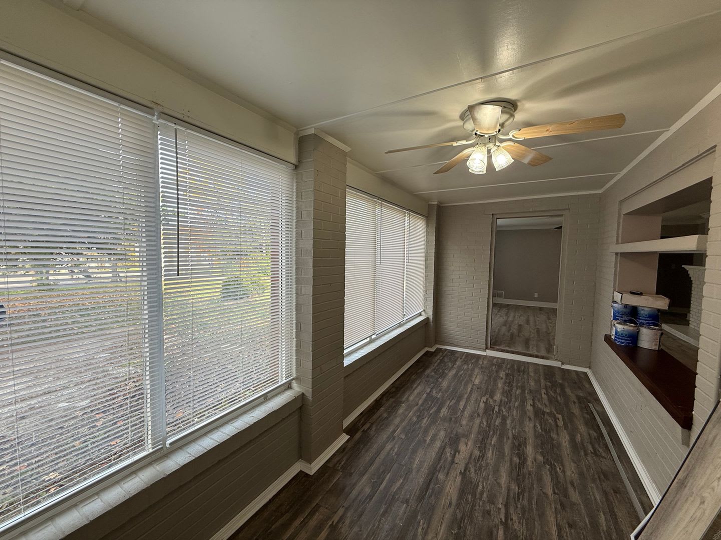Charming Single Family Home With Oversized Kitchen Sunroom – photo 3