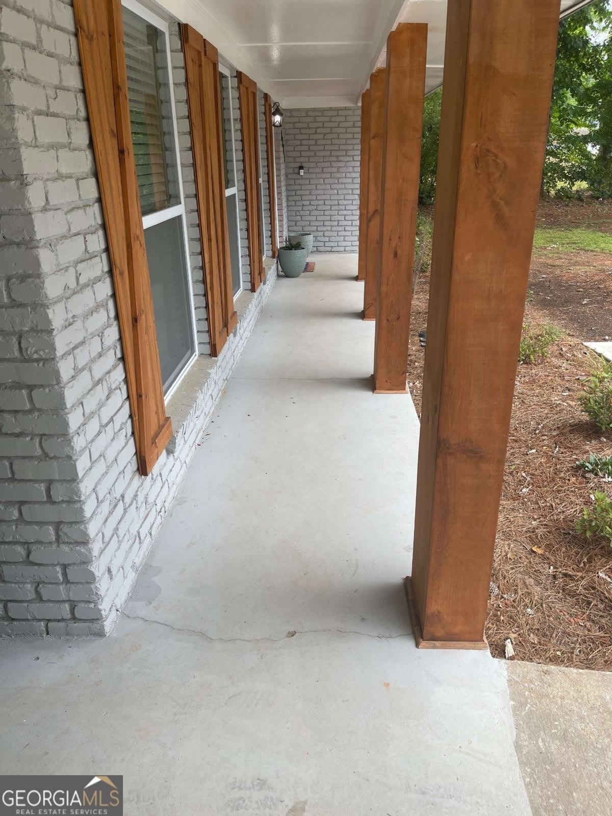 2271 Columbia Drive – photo 2