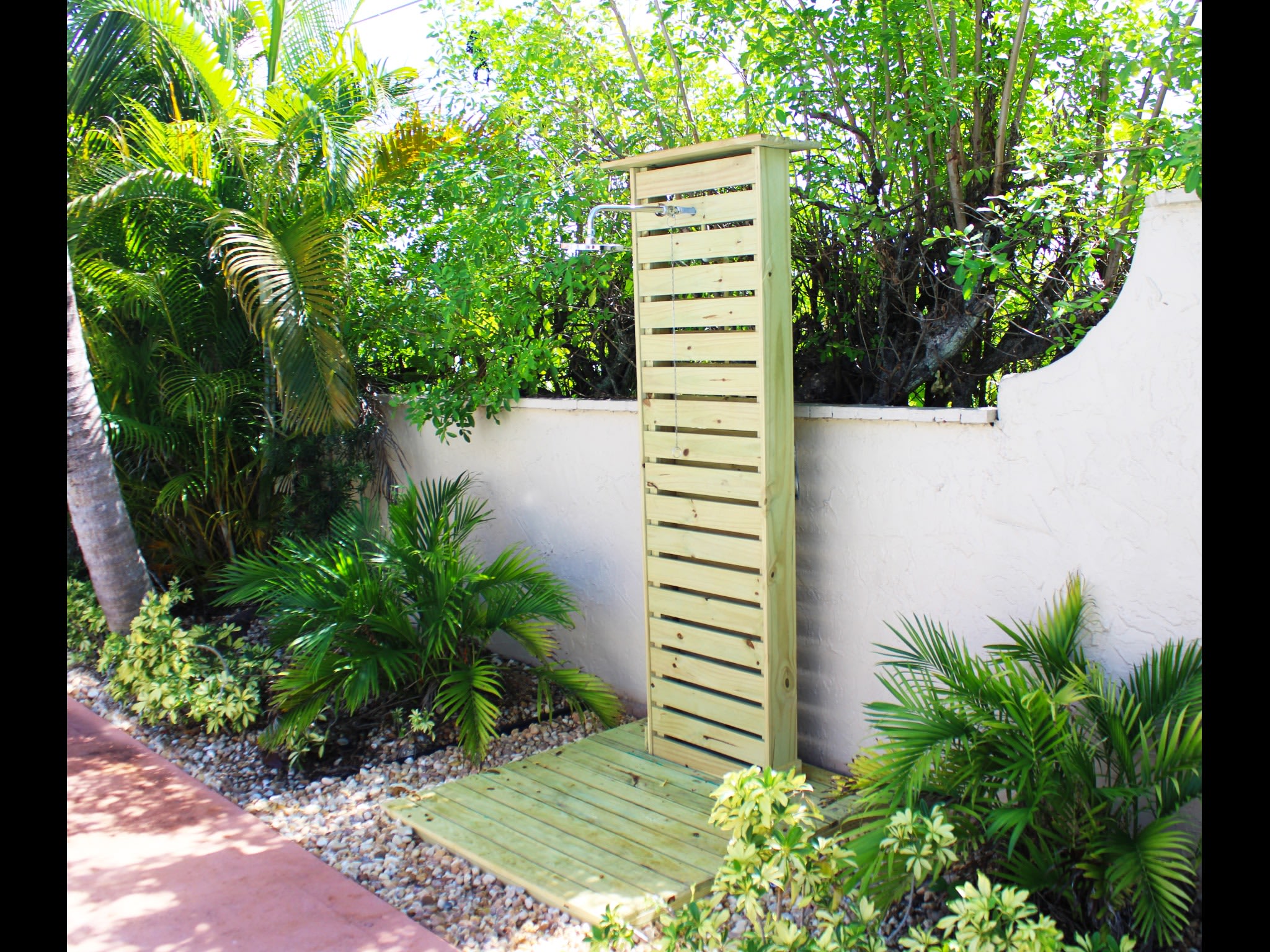 Las Brisas Gardens – photo 4
