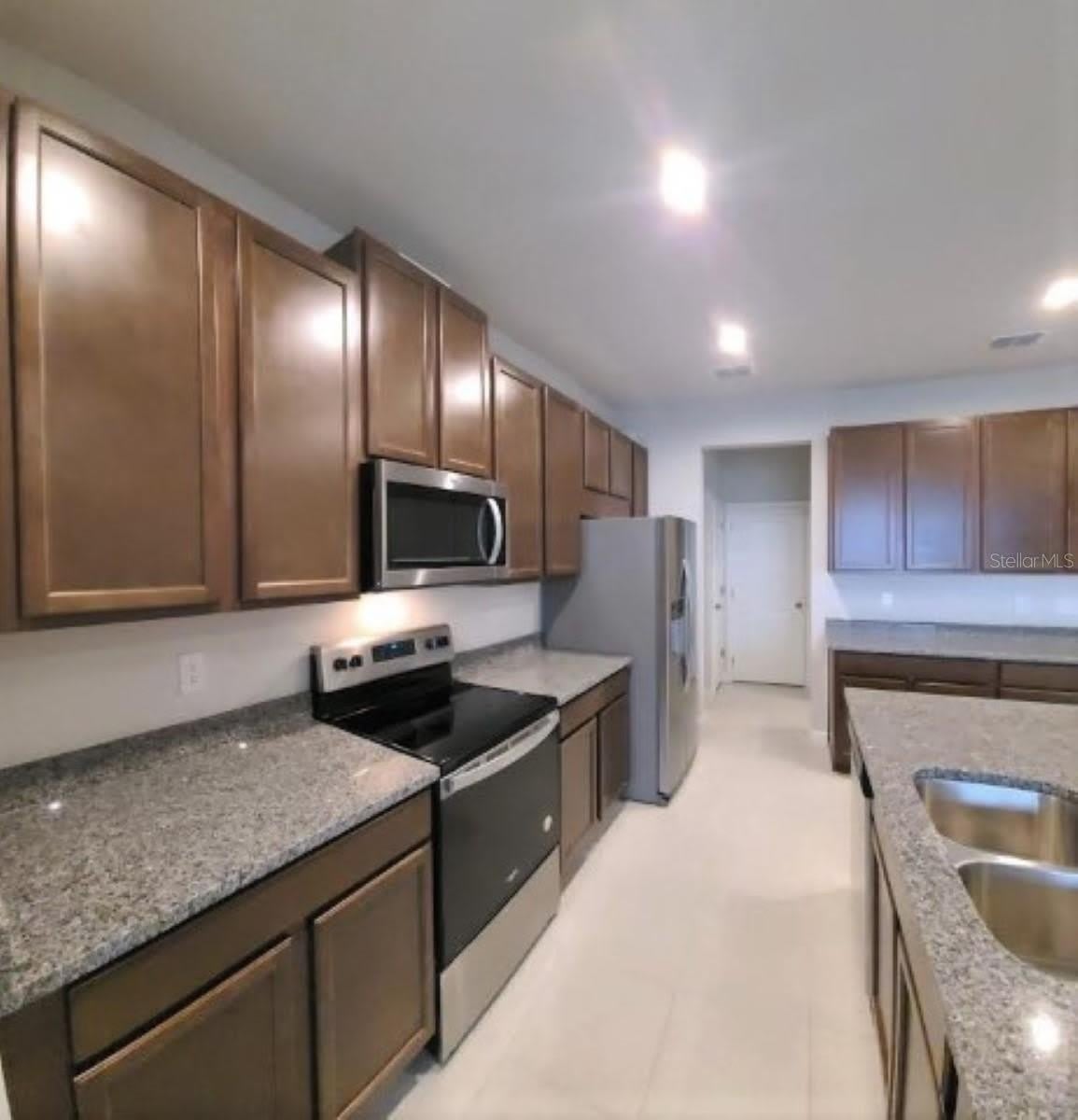2525 ARBOR WIND Drive – photo 5