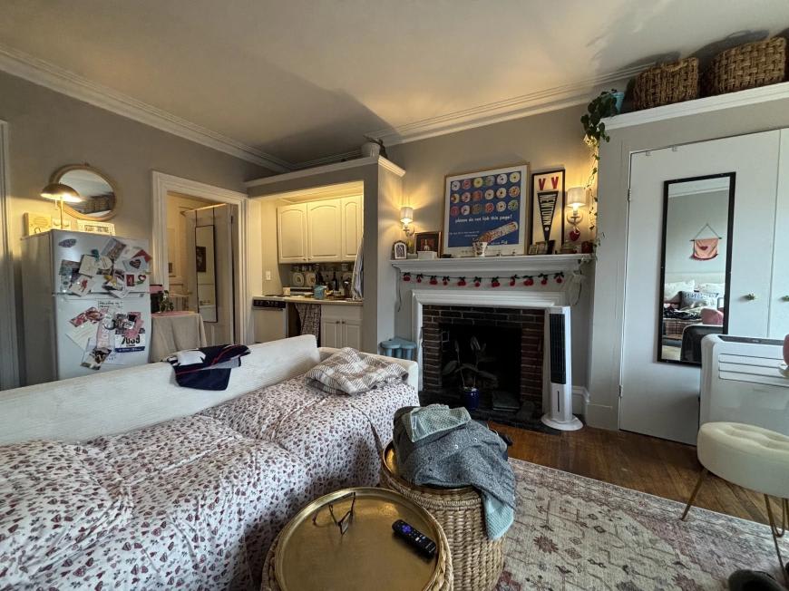 98 Charles St. – photo 5
