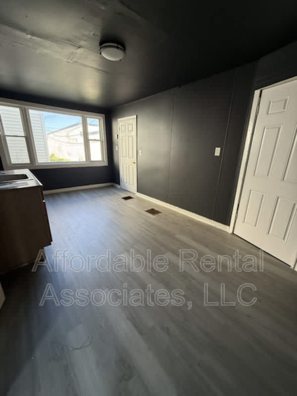 1643 S 1st St – photo 3