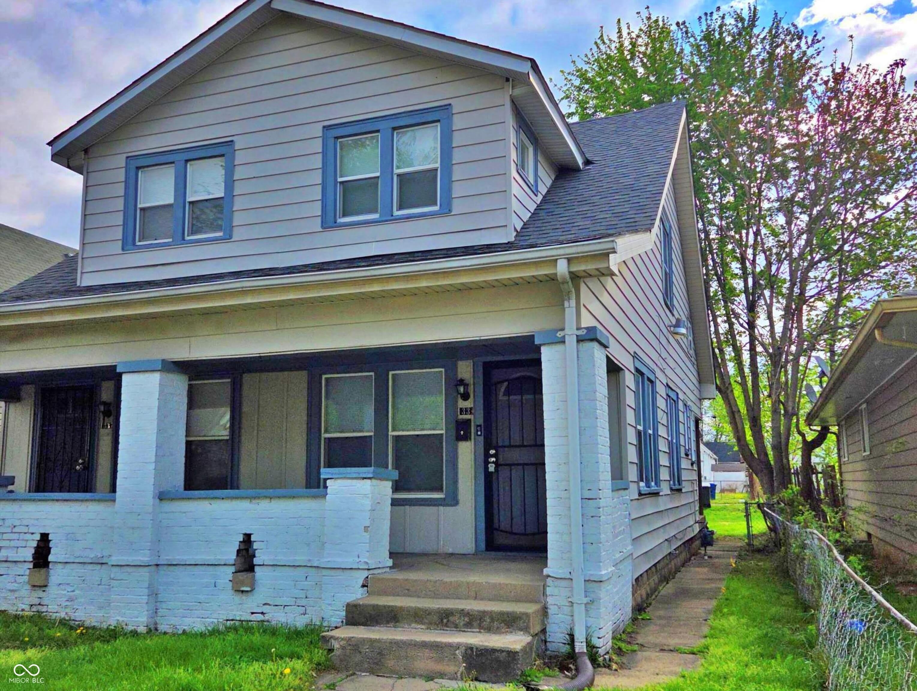 1339 Lee Street – photo 3
