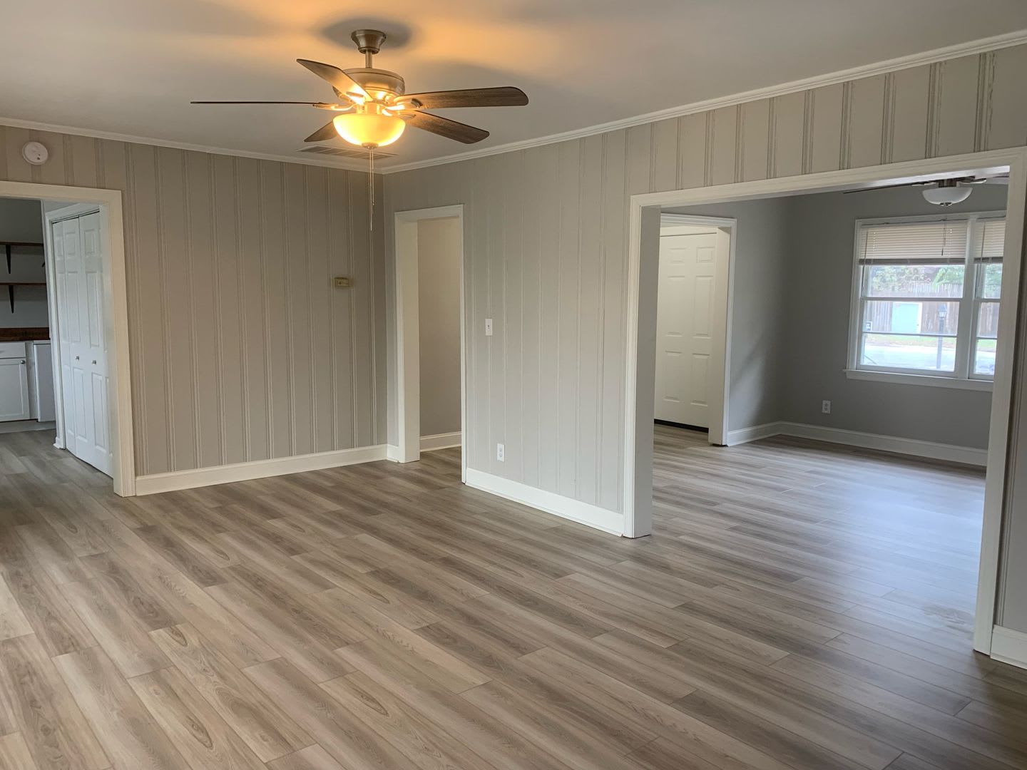 Now Leasing: First Month Free &amp; No Deposit! Two Bedroom Duplex Apartment Near Southside/516 – photo 5