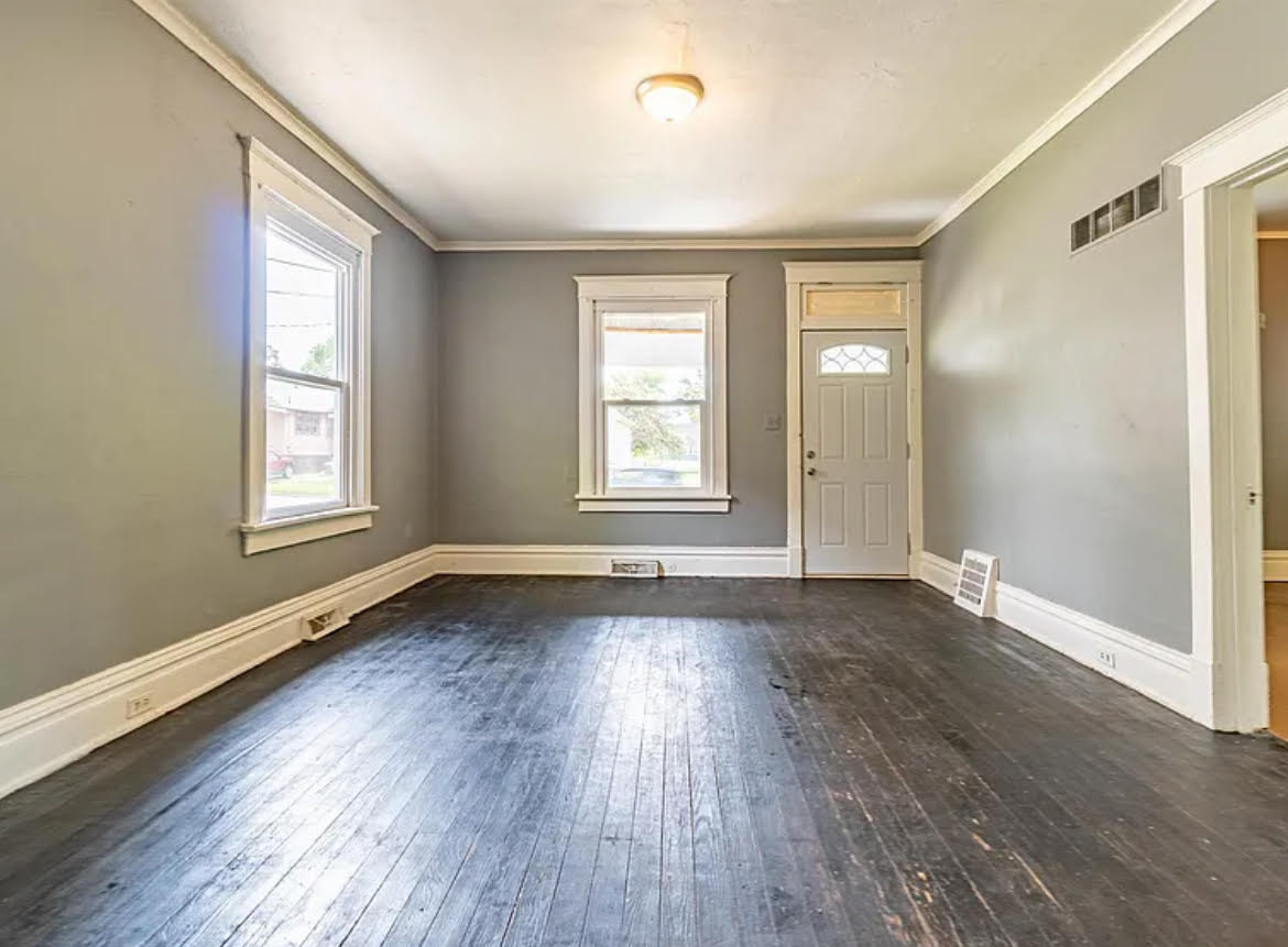 913 W McClure Ave. – photo 3