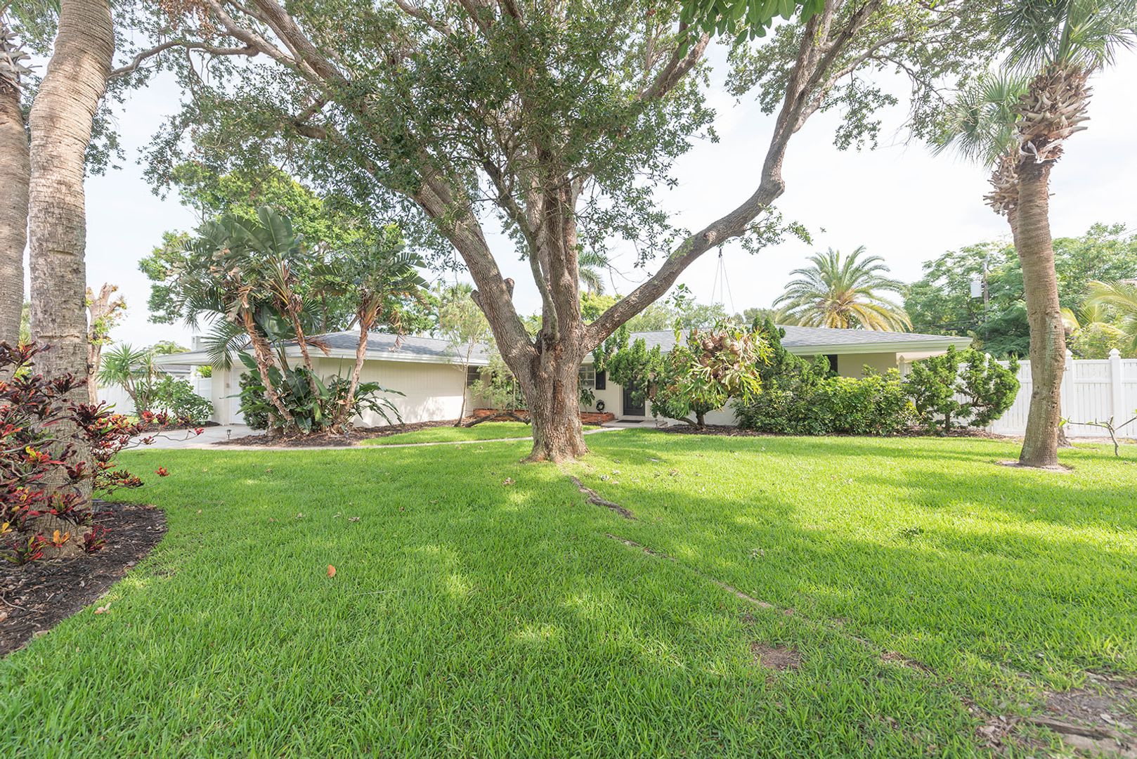 508 Poinsetta Rd – photo 4
