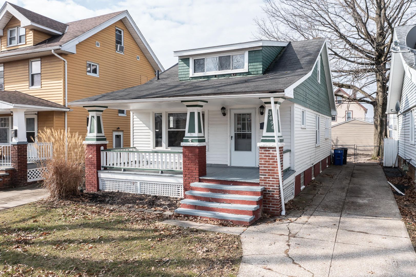 Renovated single family home for rent – photo 1
