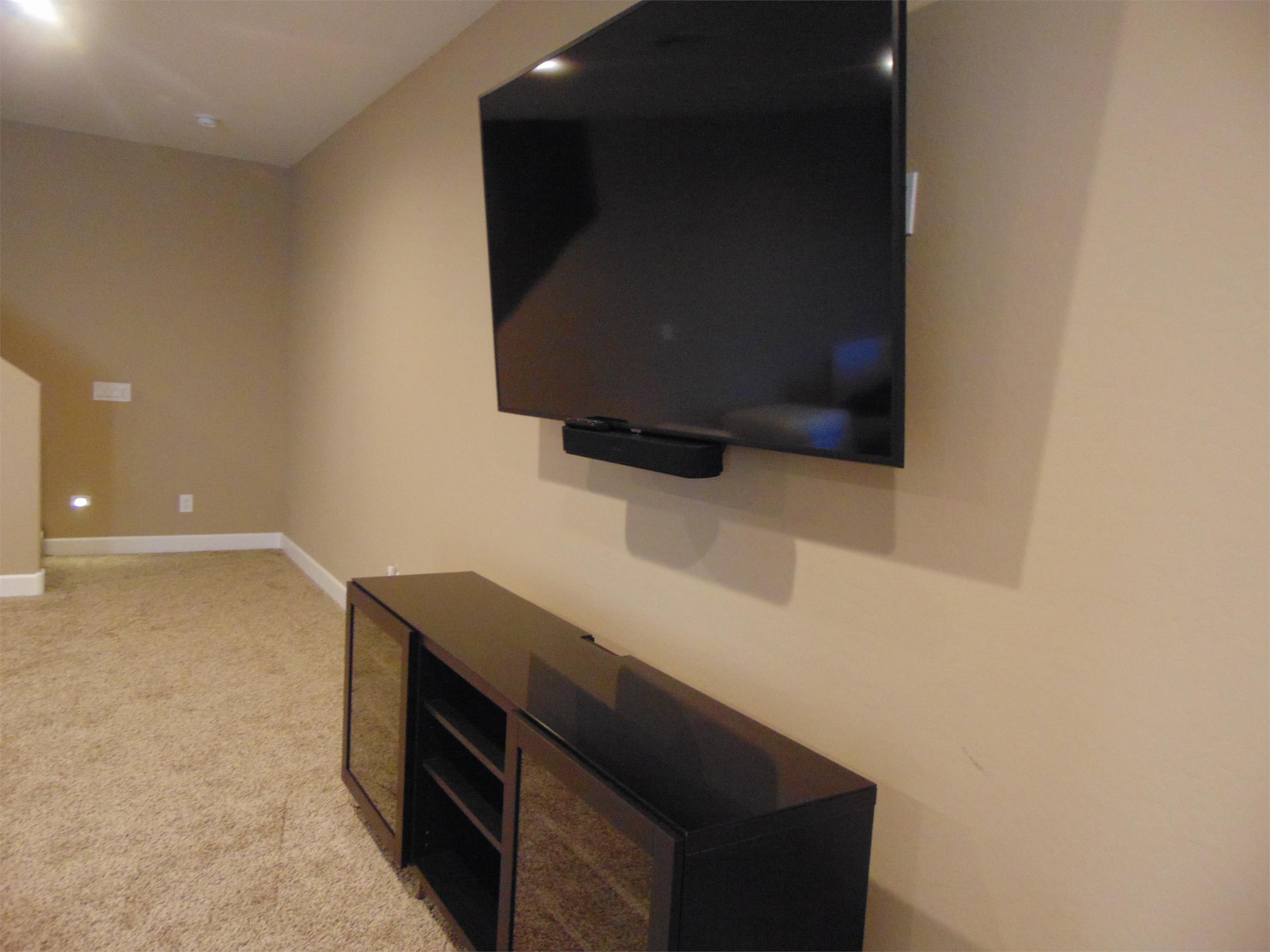 1494 Varsity Drive – photo 4