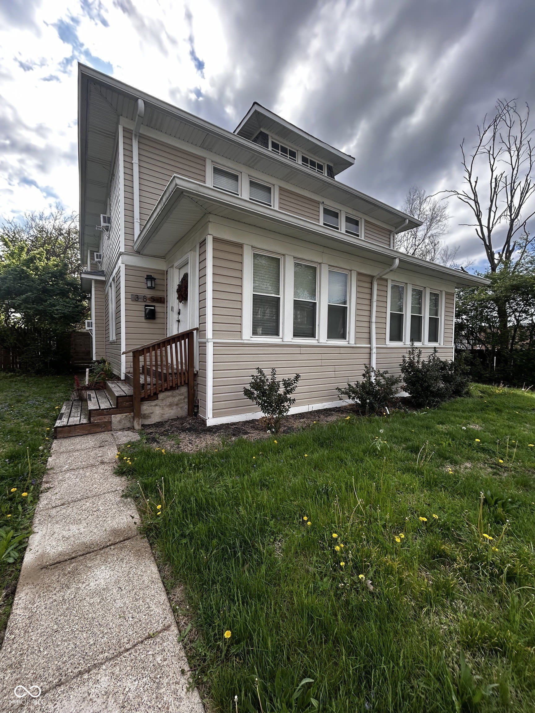 3851 Broadway Street – photo 1