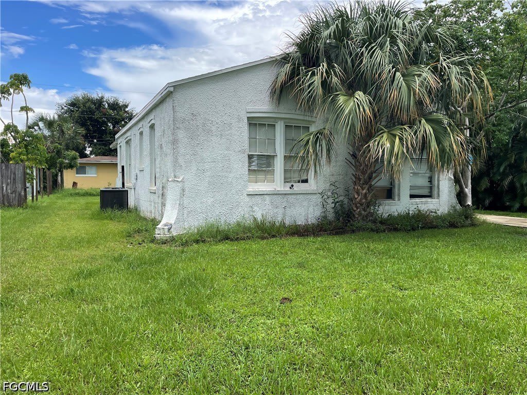 3835 Lake Street – photo 1