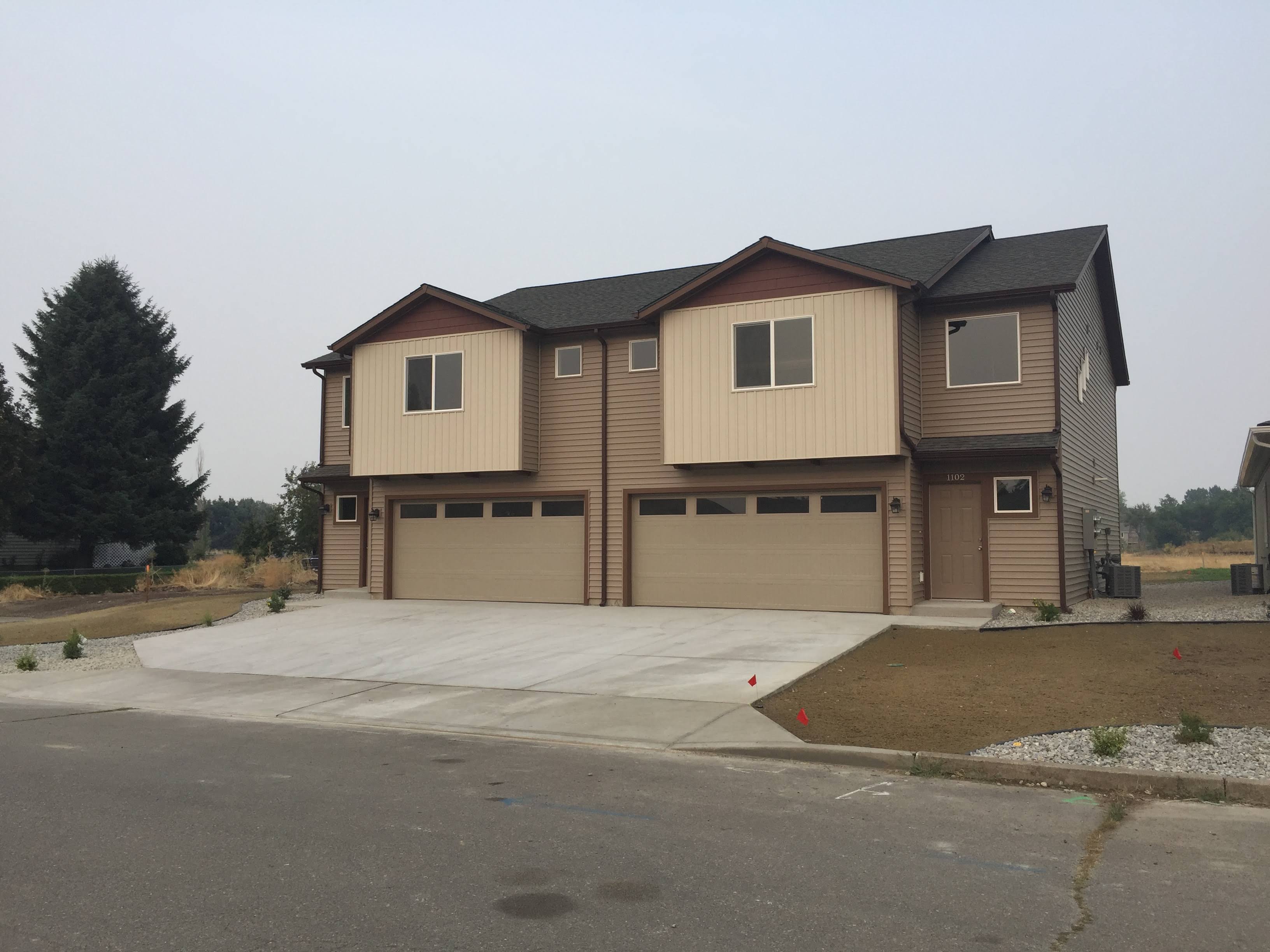 1104 N Tschirley Rd – photo 2