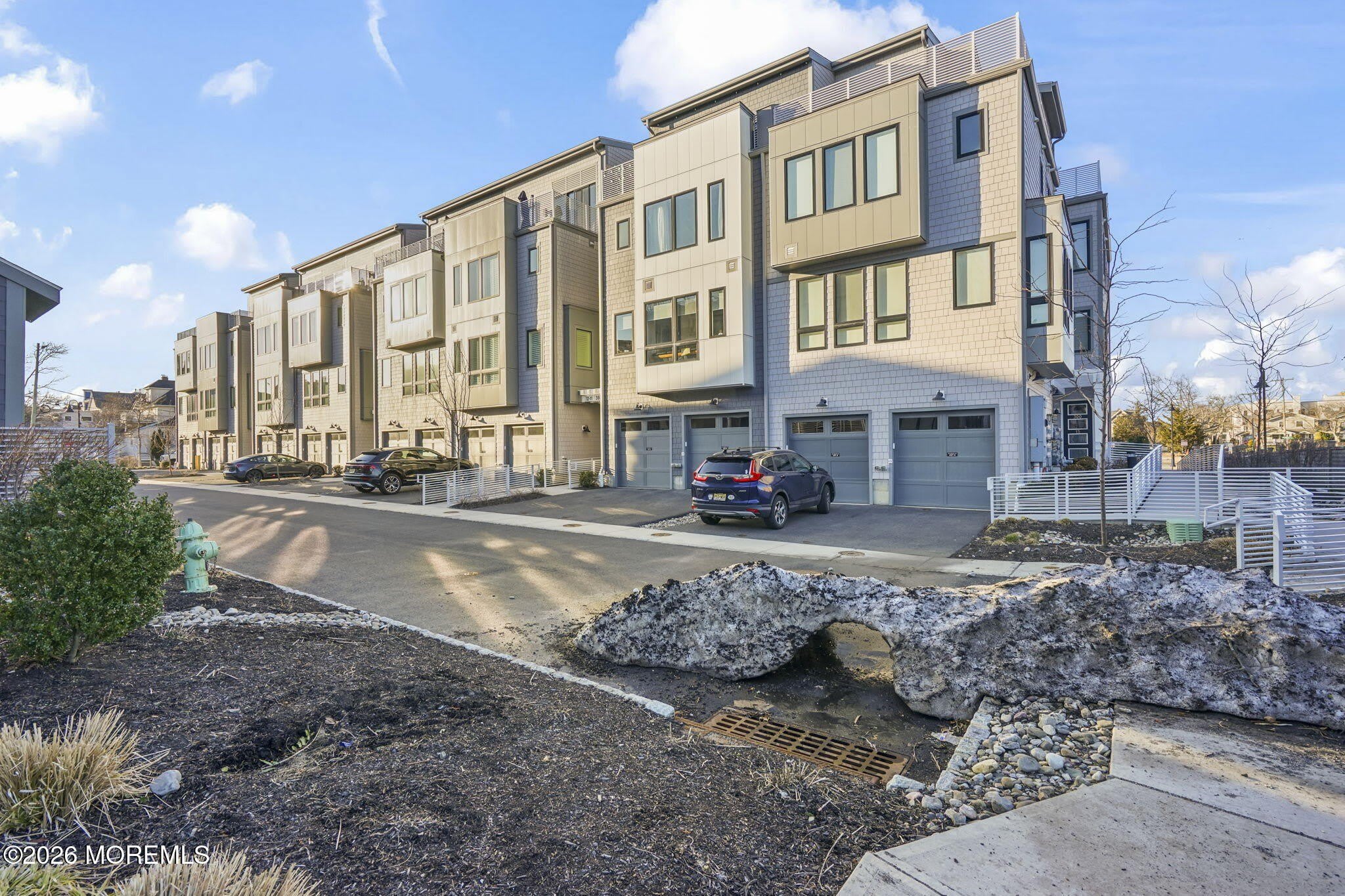 300 Asbury Avenue – photo 2