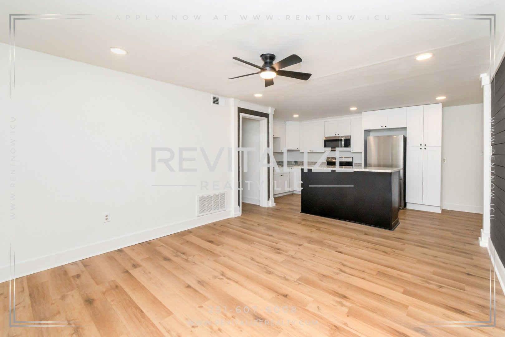 Updated Mobile Home with Modern Comfort & a Spacious Backyard – photo 5