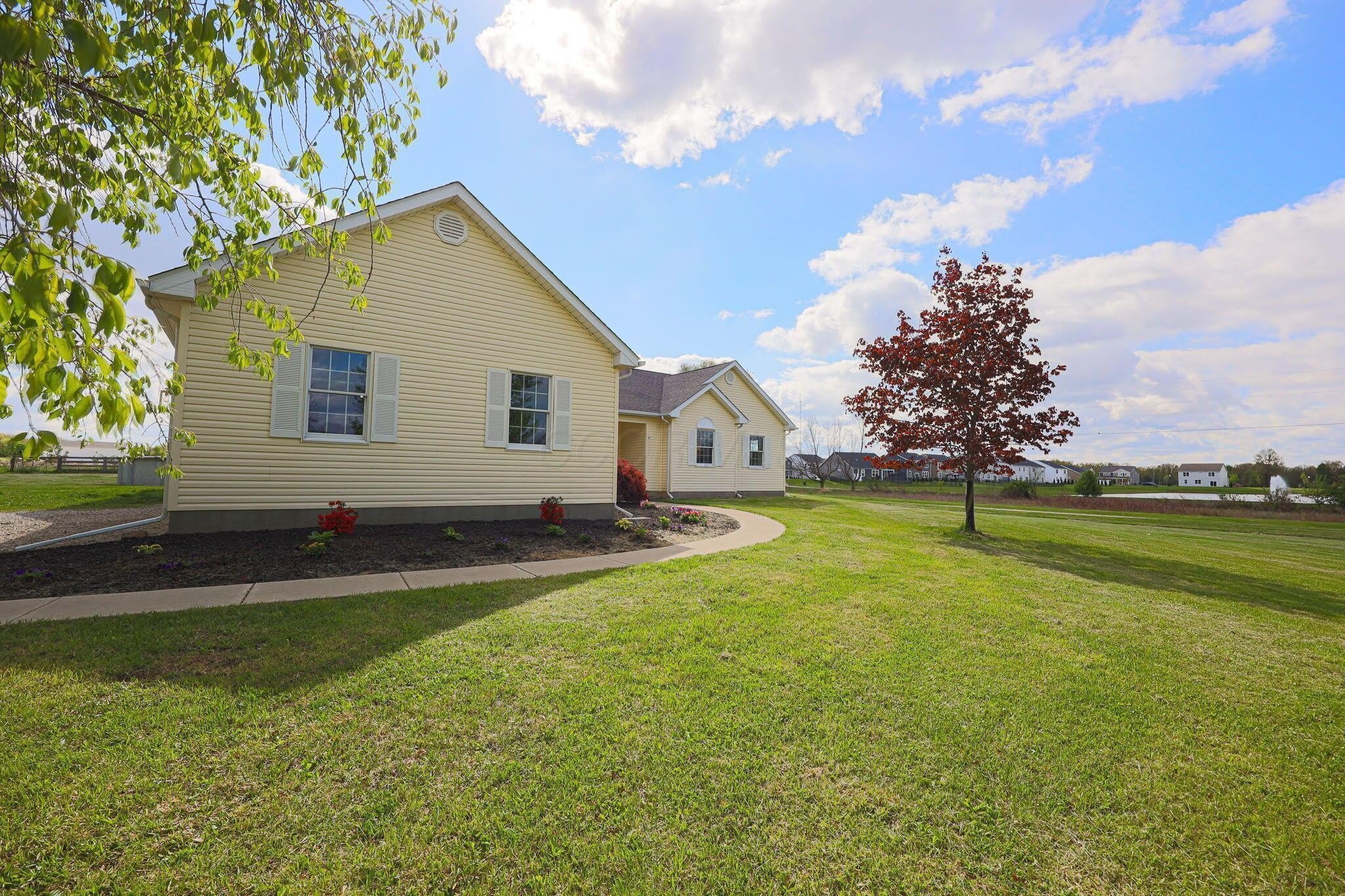 1155 S Three B's & K Road – photo 2