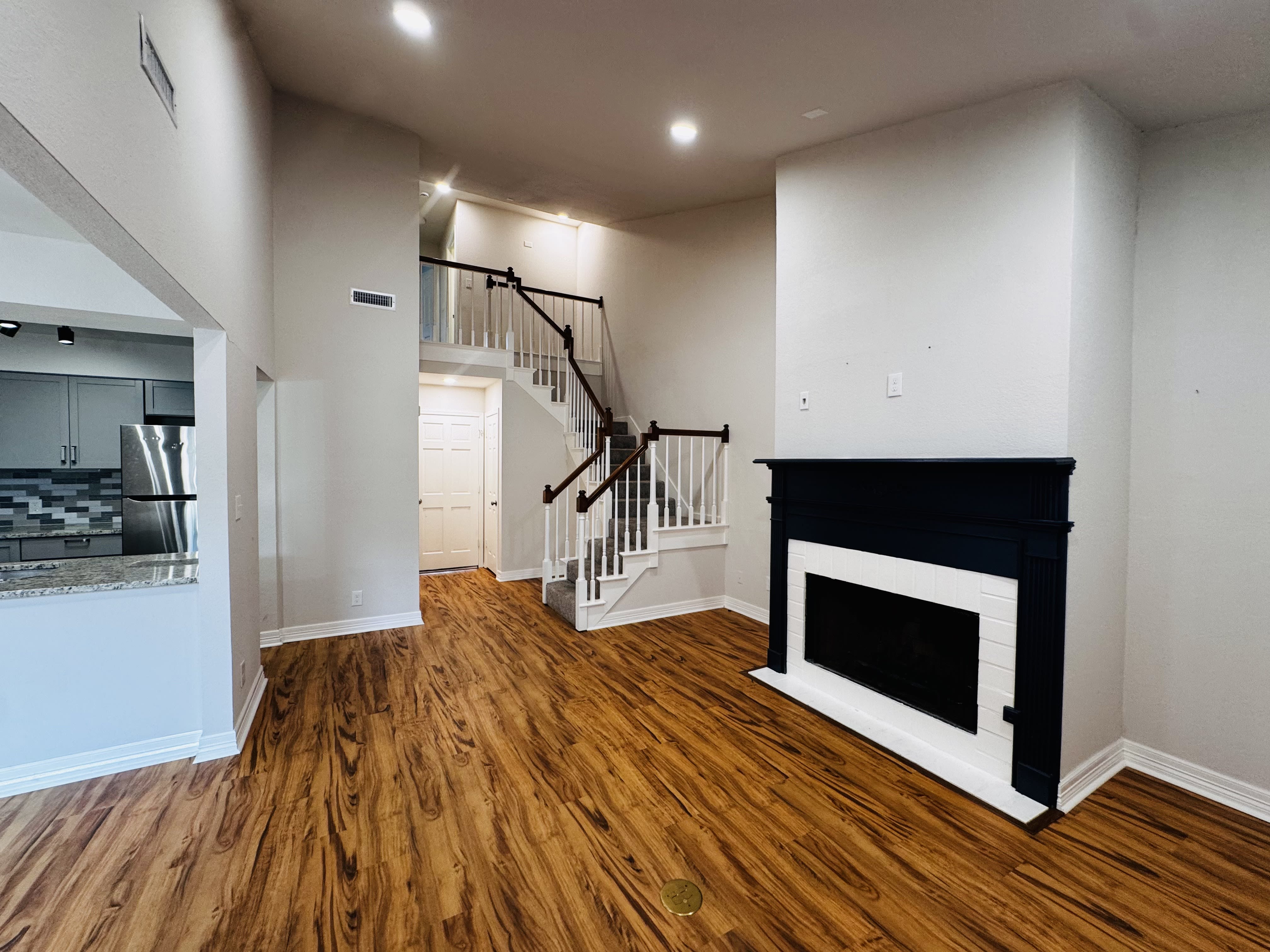 6320 East 89th Place – photo 3