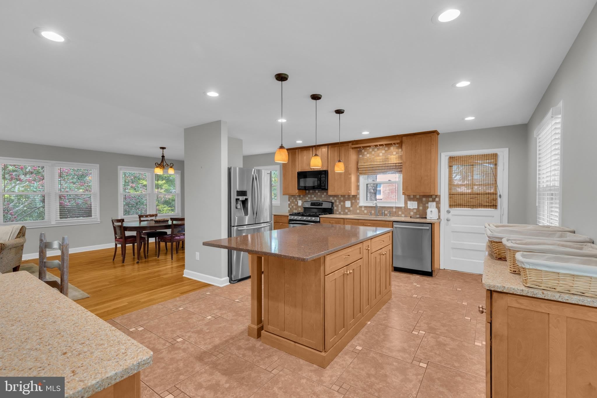 4314 ARGONNE Drive – photo 1