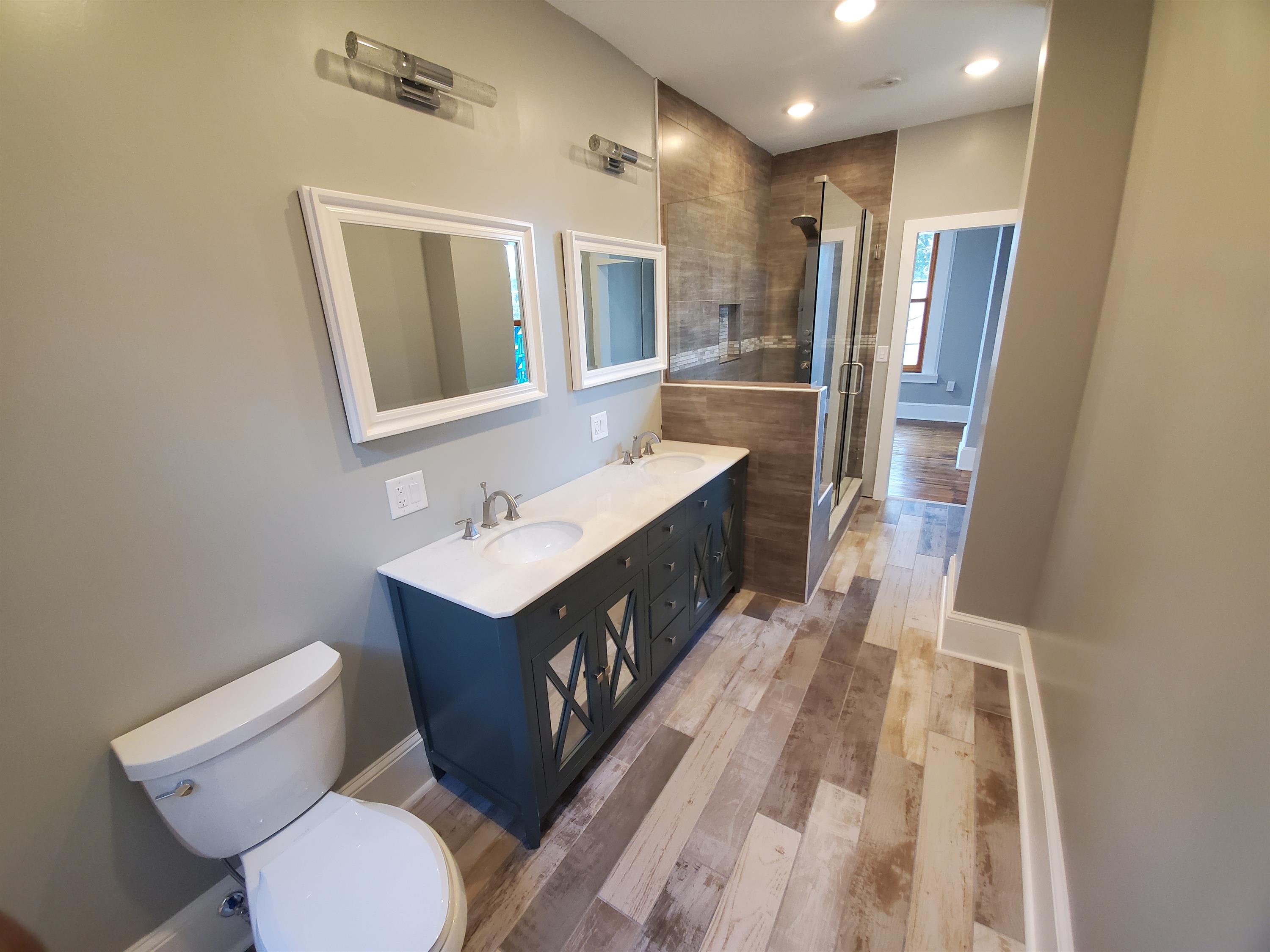 925 Dennison Avenue – photo 1