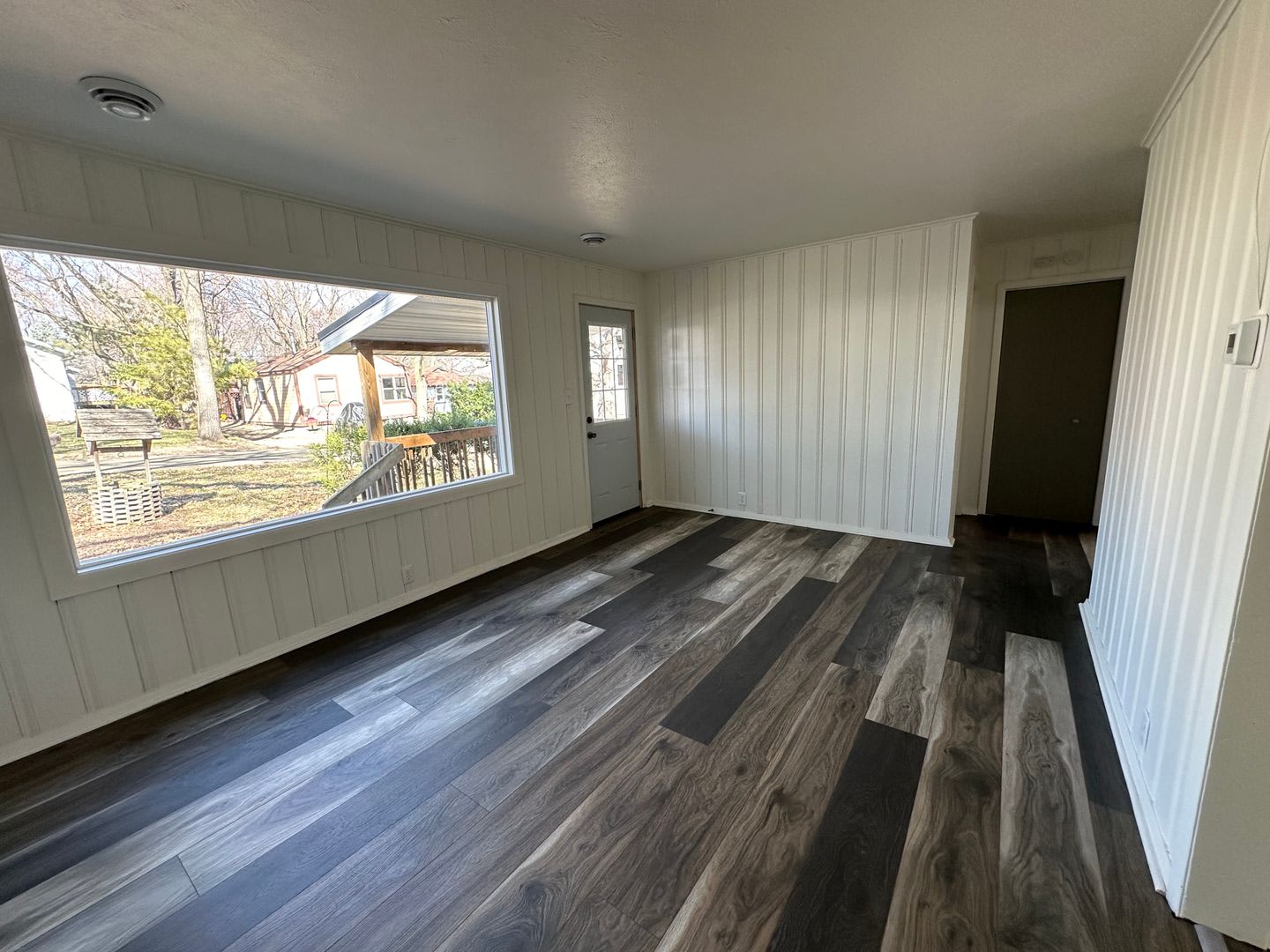 Freshly Updated 2 Bedroom Home Nestled Right off of Lake Koshkonong – photo 4