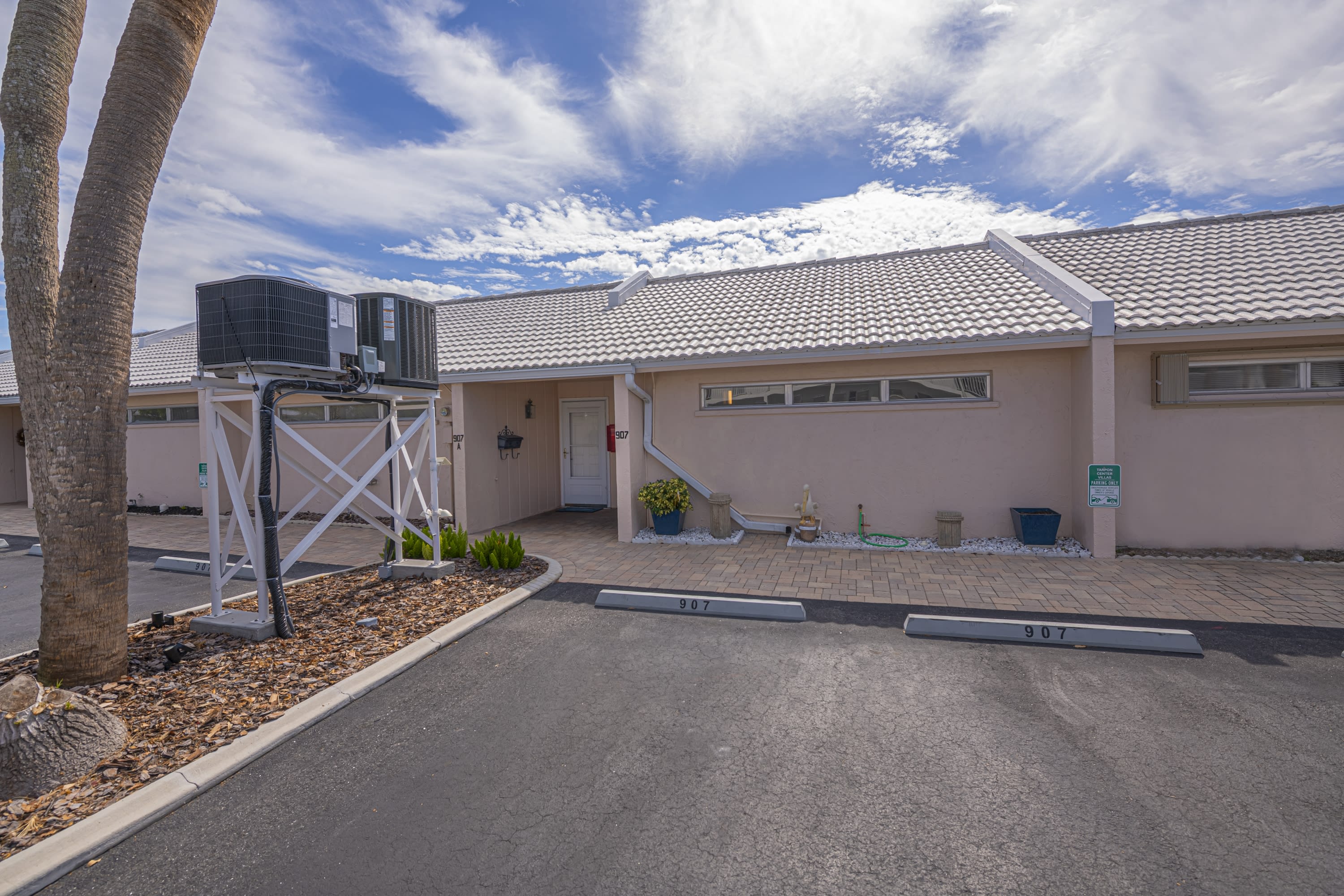 907 Gibbs Rd 6 – photo 3