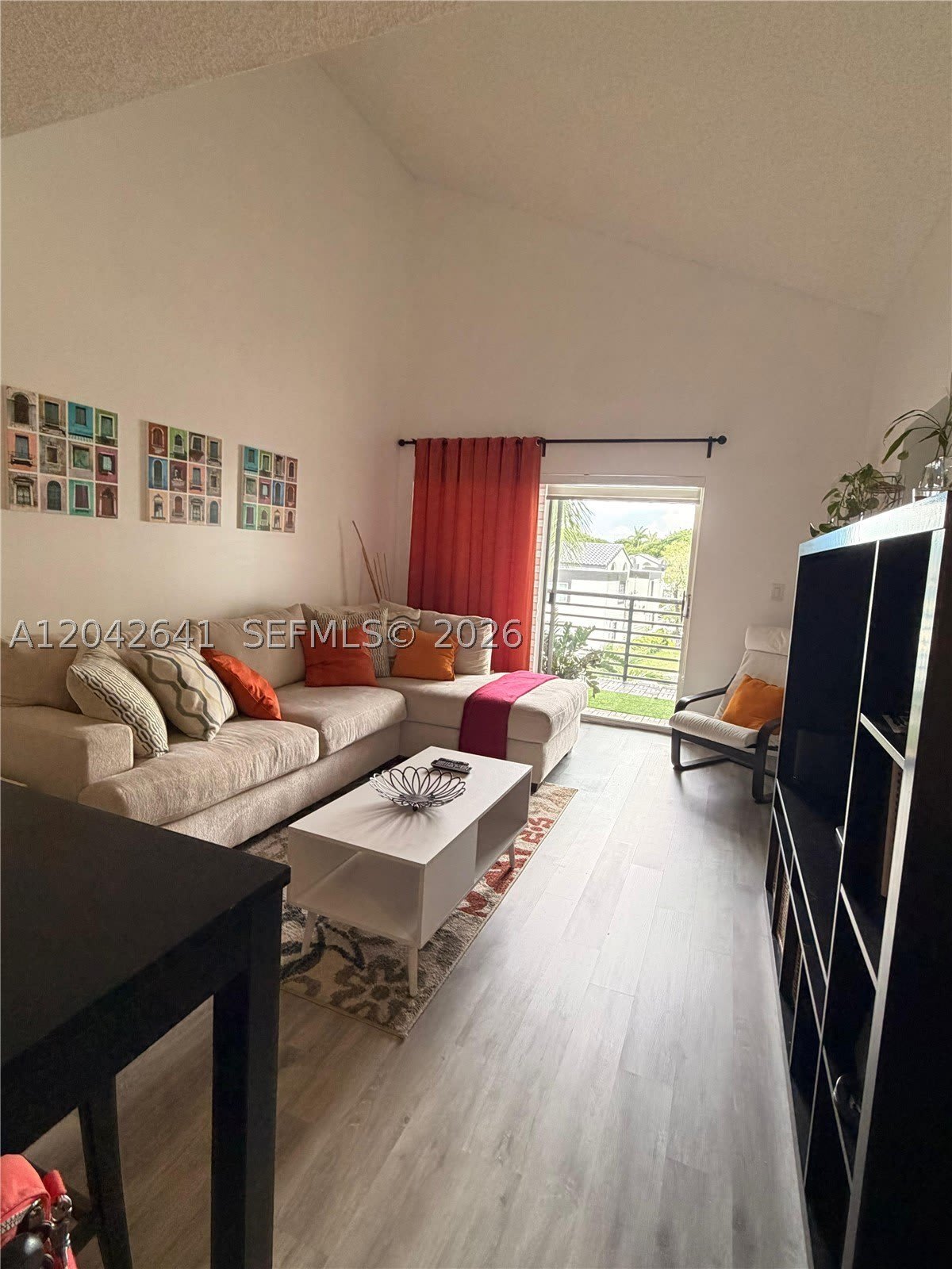 9731 Fontainebleau Blvd – photo 3