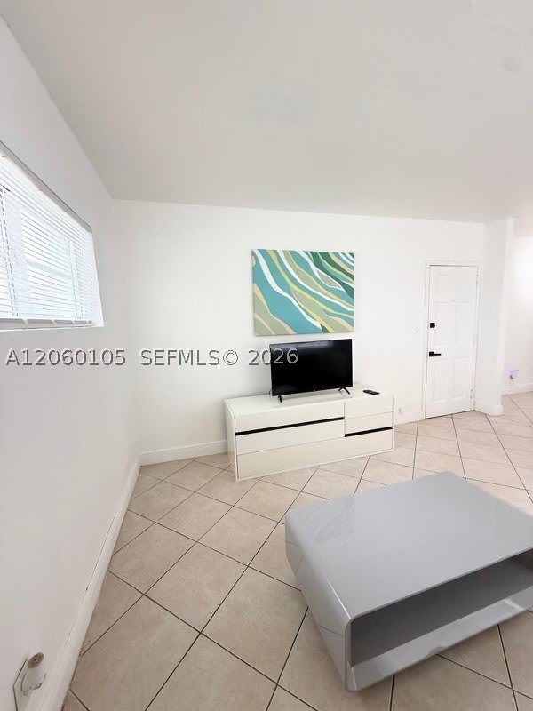 8011 Abbott Ave – photo 4