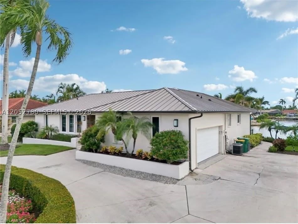 444 N Barfield Dr – photo 2