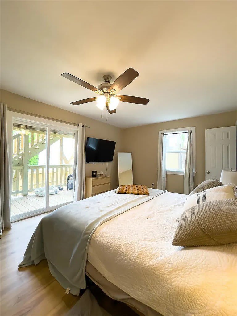 558 N Highland Avenue – photo 4