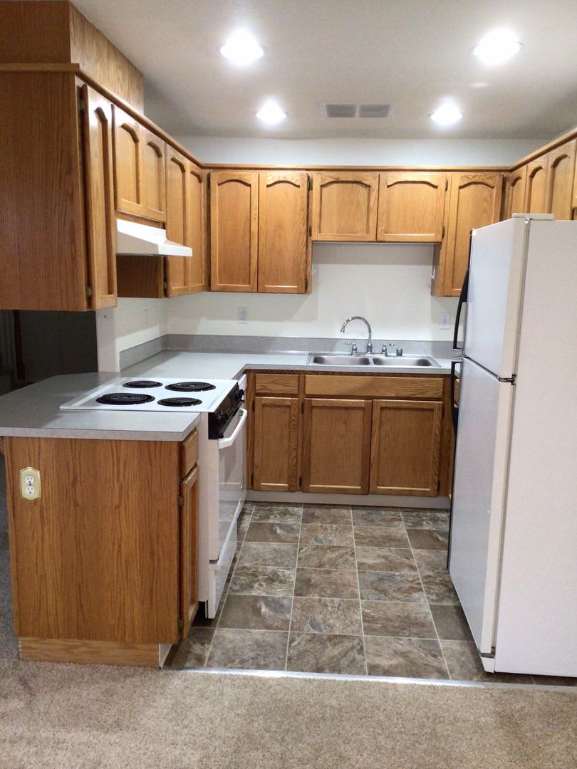 AVAILALBE NOW – photo 3