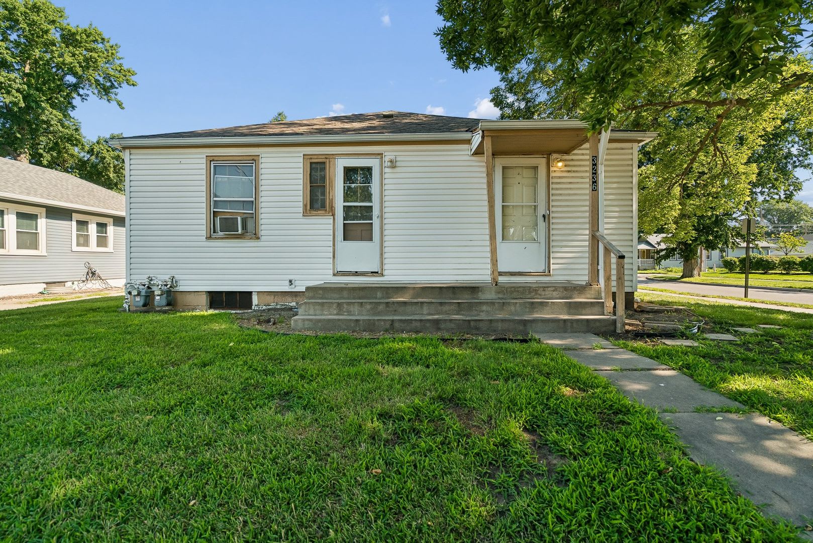 Charming 1 Bedroom! – photo 2