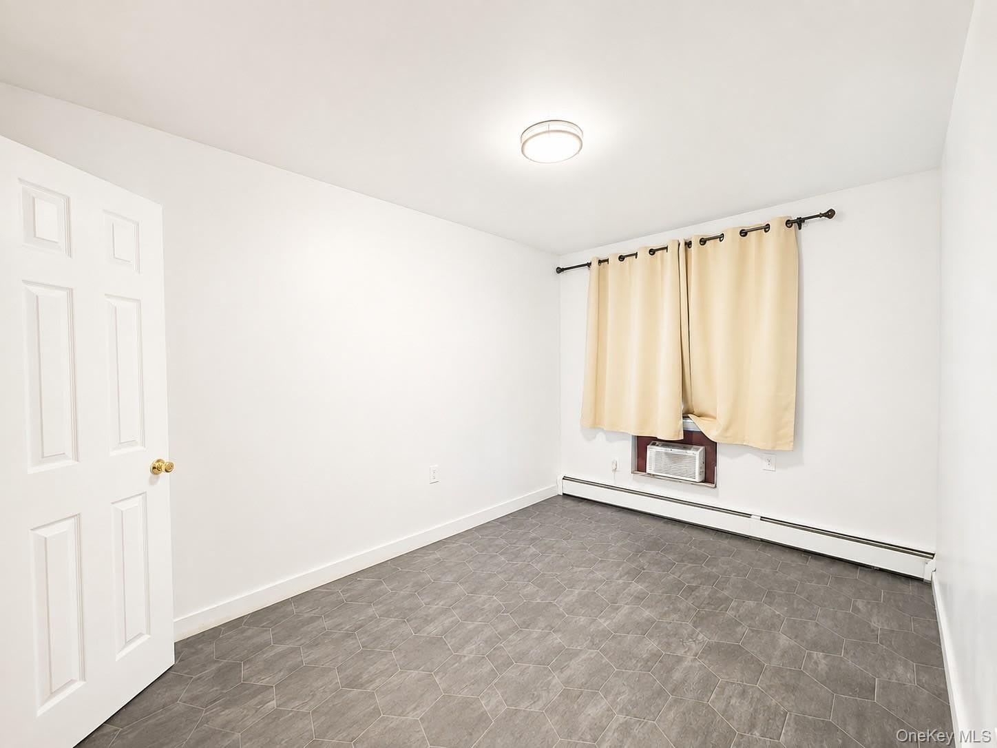 55-02 98 Street – photo 2