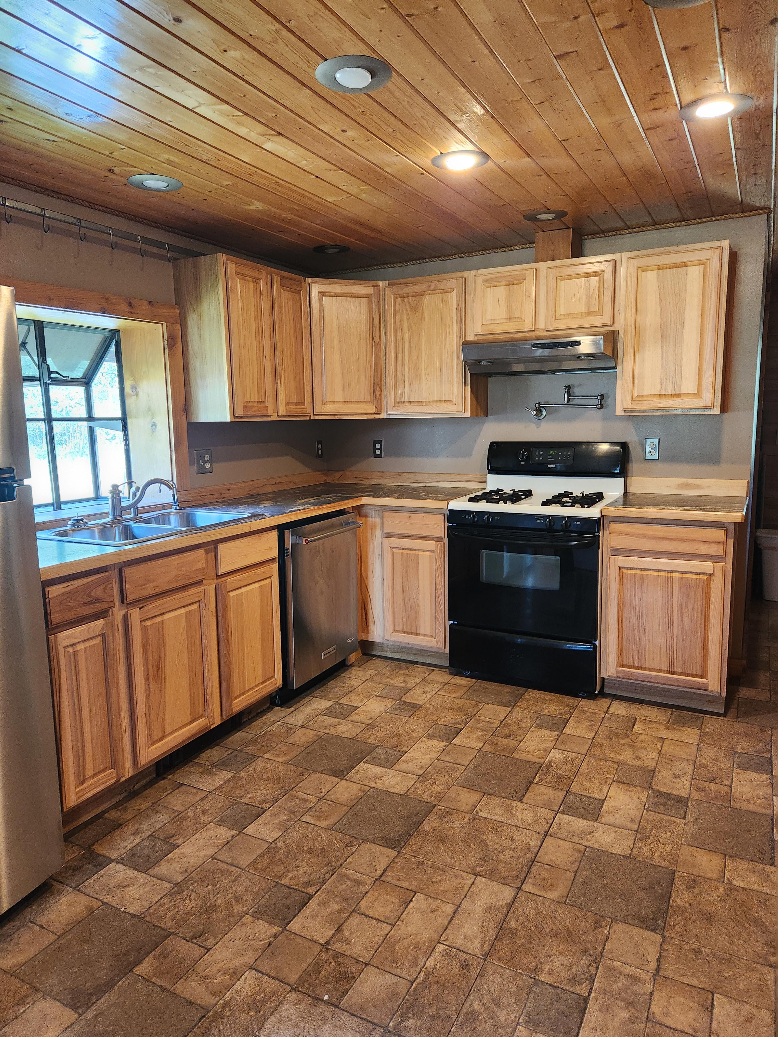3788 Lost Creek Rd – photo 3