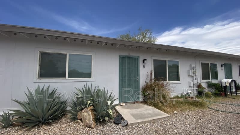 5745 South Southland Boulevard 5 – photo 1