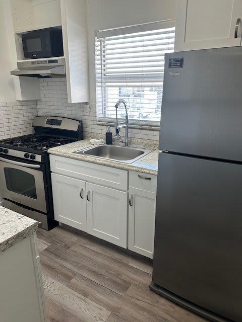 1265 W 24 St, Unit 224 – photo 5