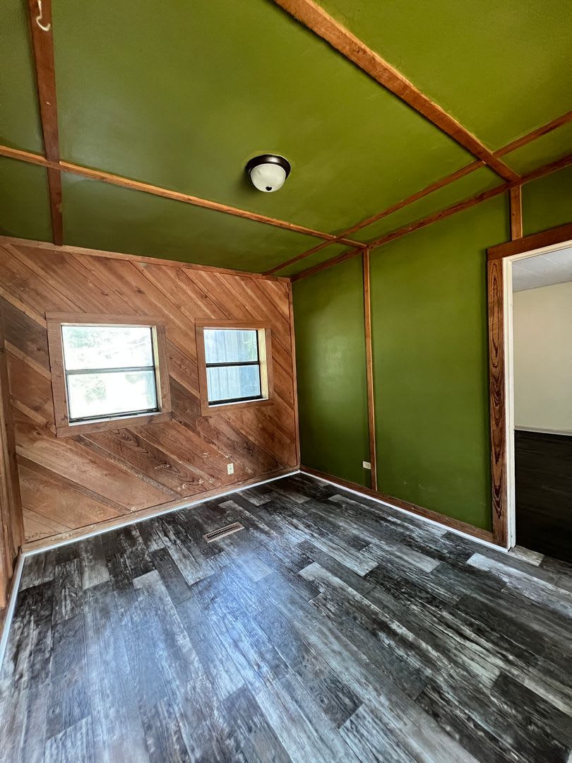 909 Marvin Ave. – photo 3