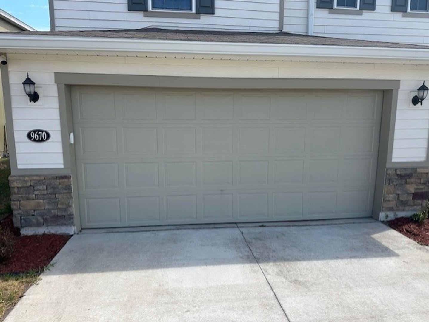 Beautiful And Spacious Westside Gem – photo 2