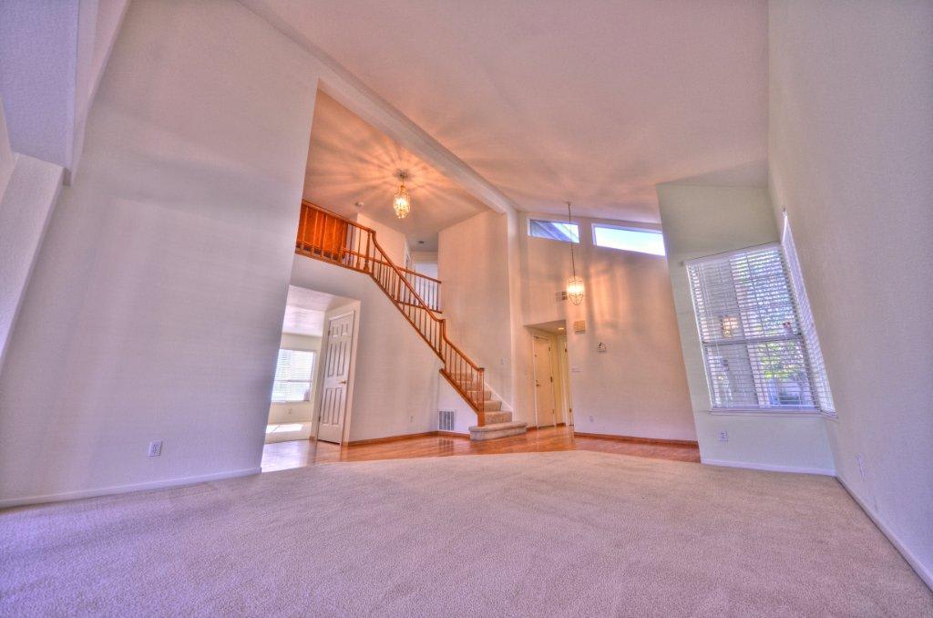 201 Yarborough Ln – photo 5