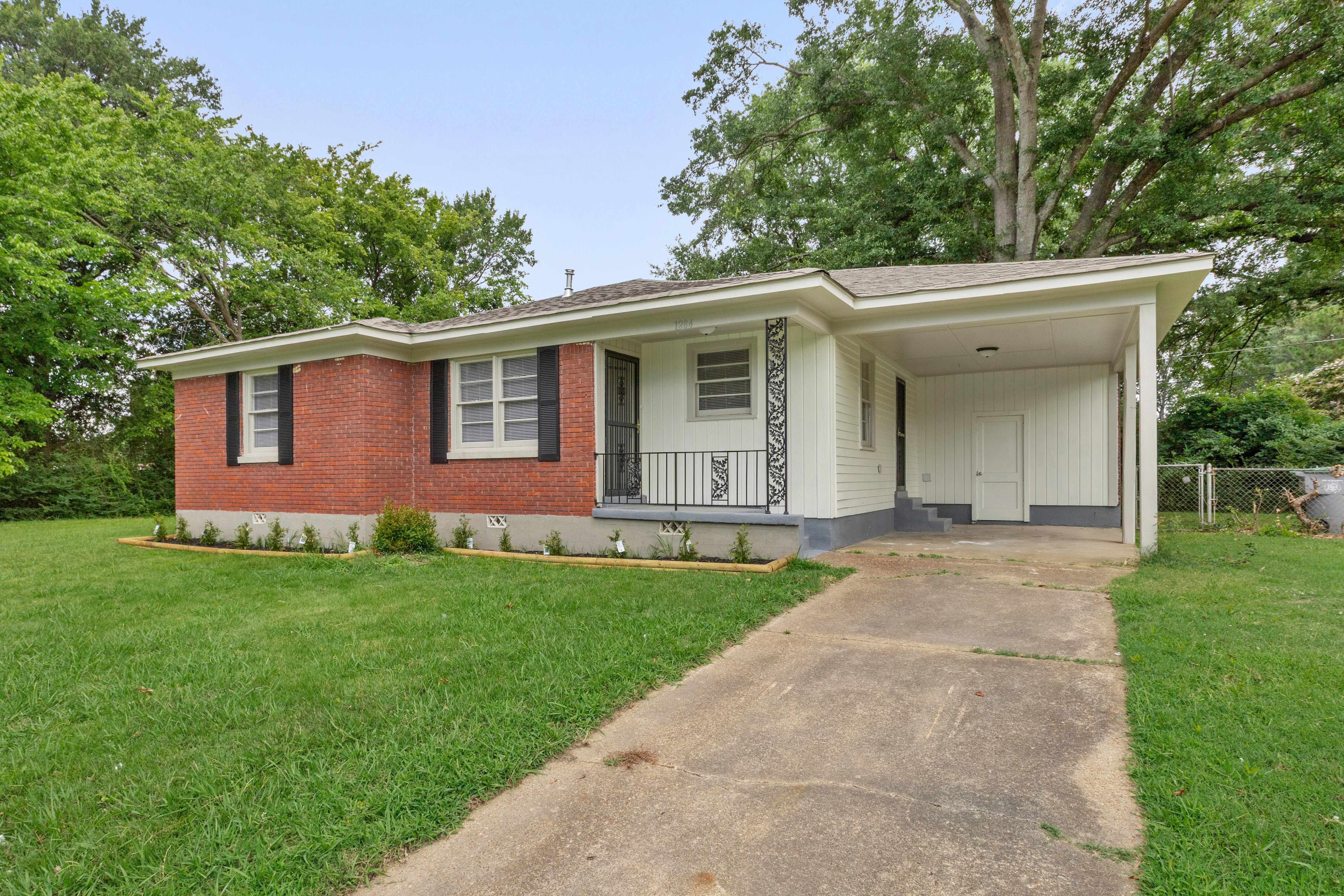 1284 David Dr – photo 2