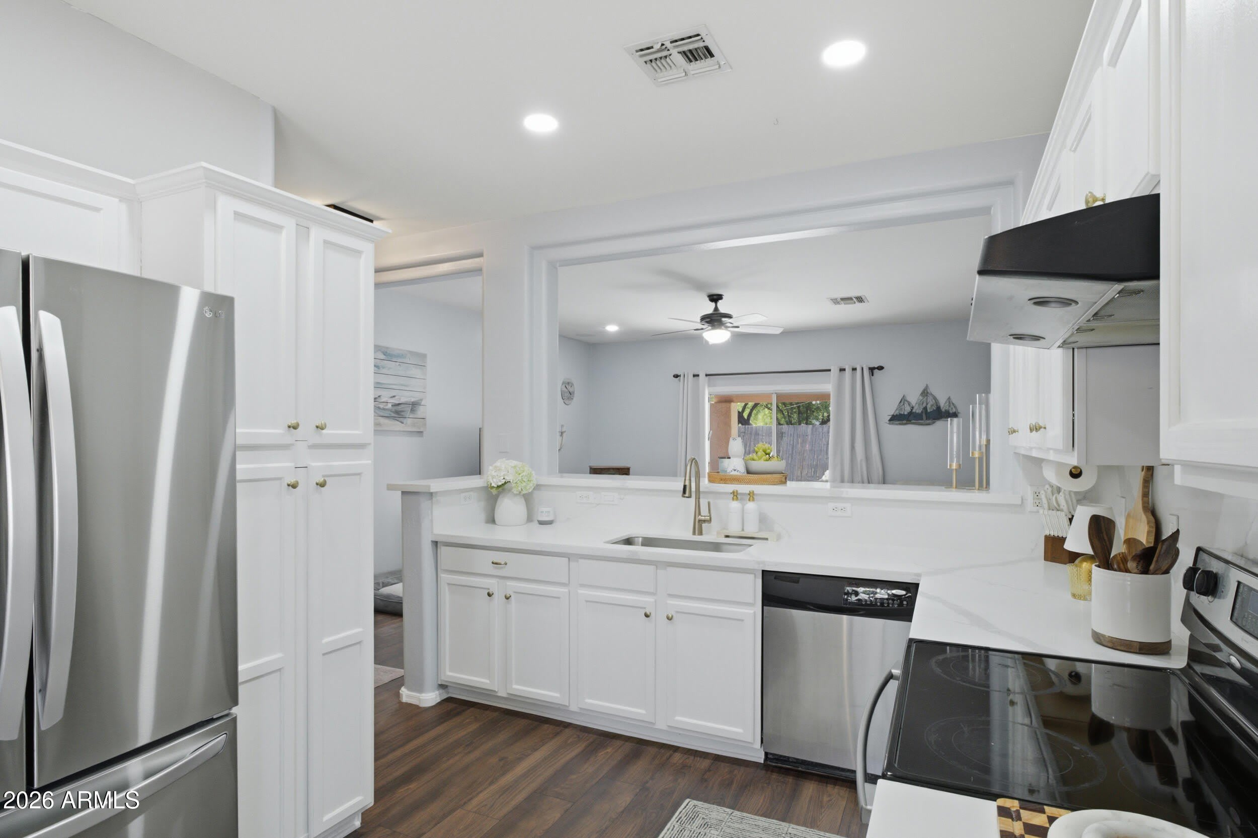 15341 W Maui Lane – photo 3