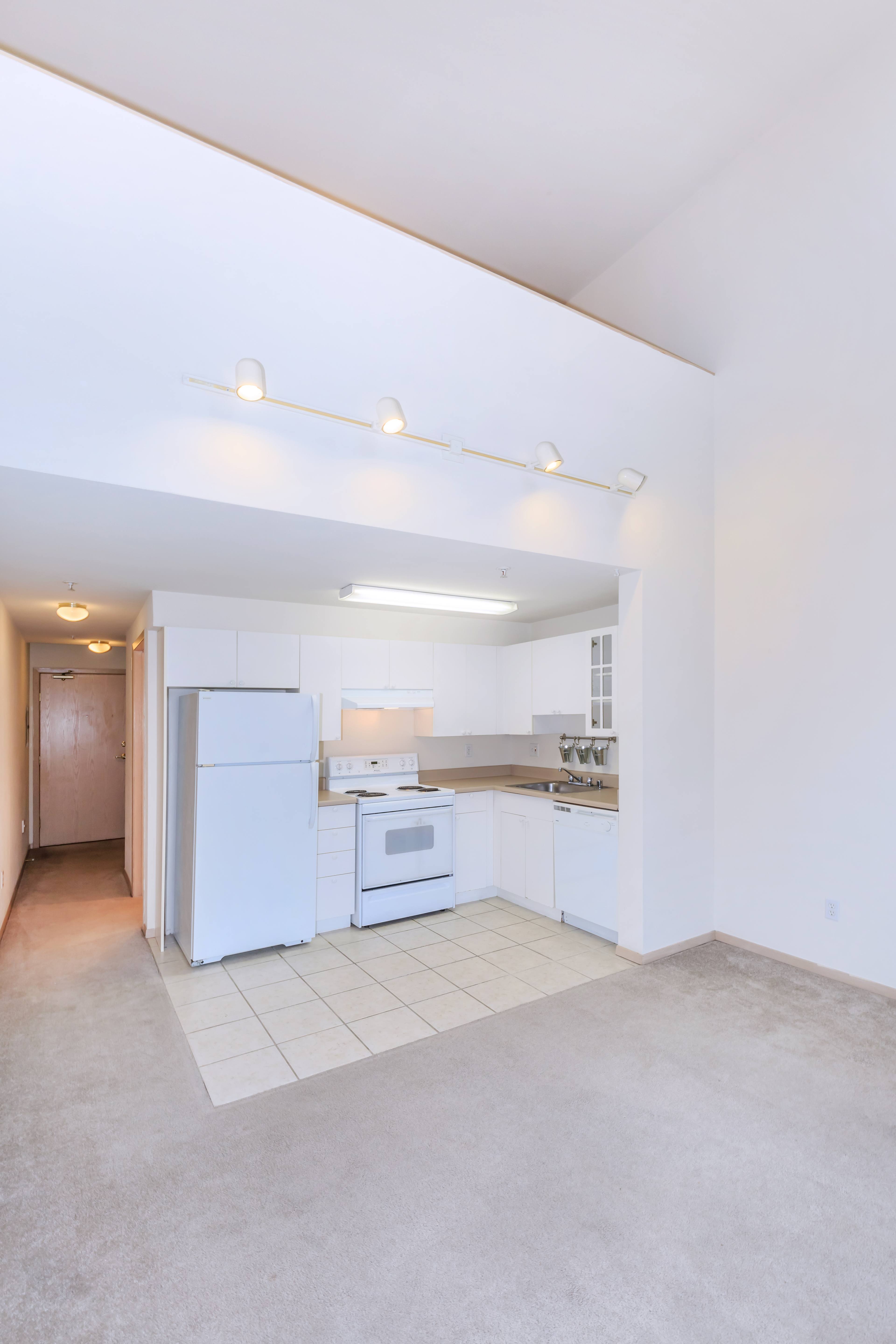 Clearwater and Star Apartments – photo 4