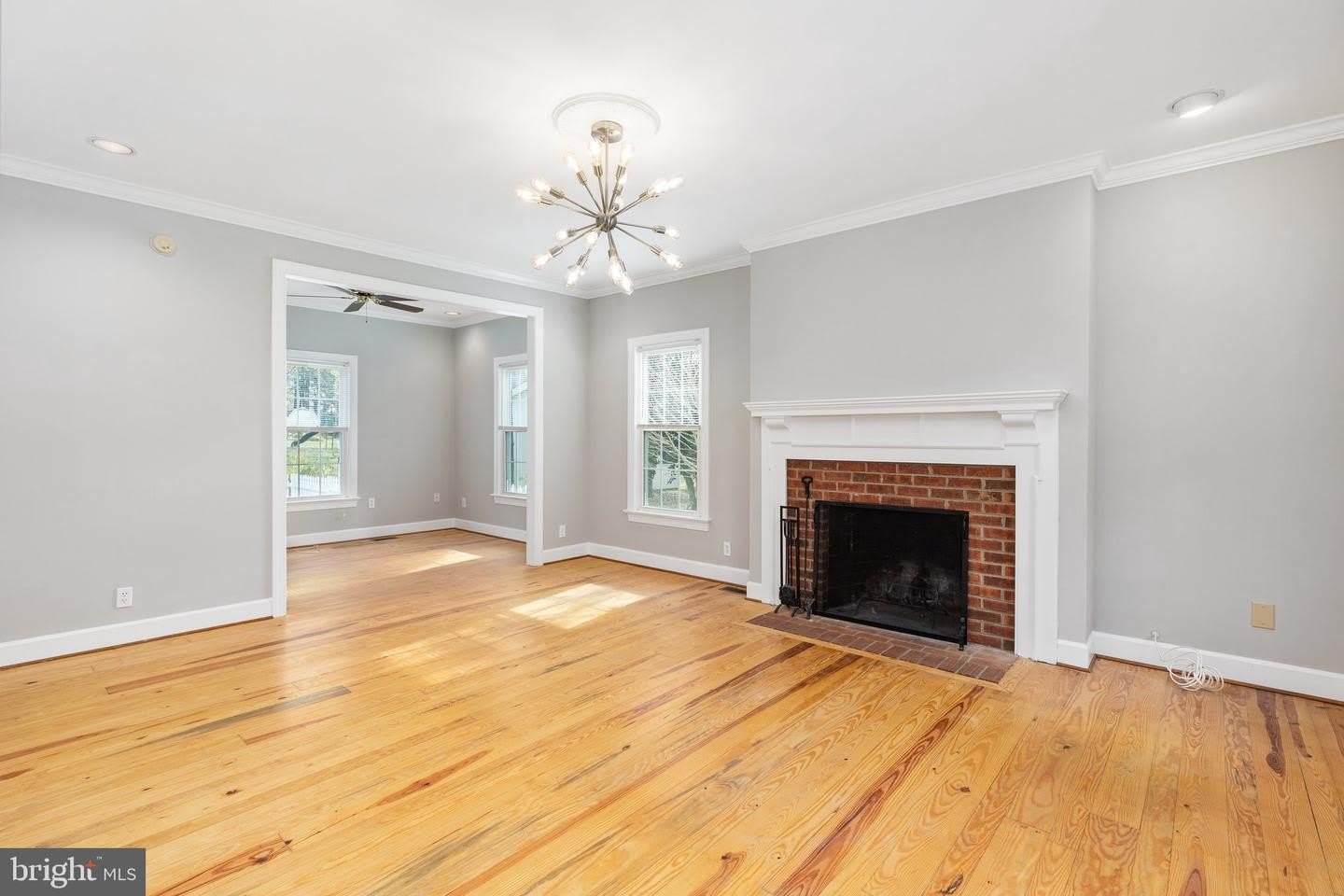 1445 HEATHERSTONE DR – photo 3