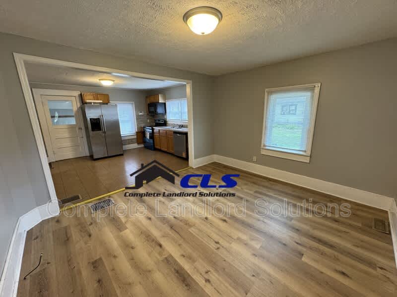 3115 North 13th 1/2 Street – photo 2
